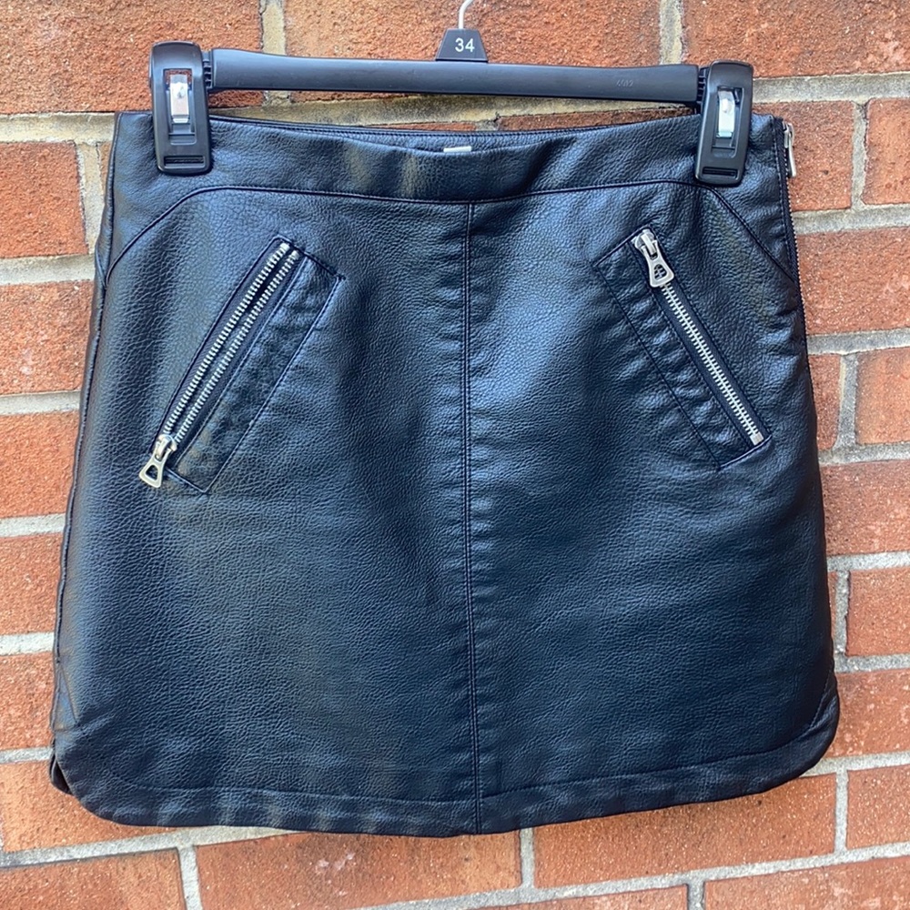 Leather skirt